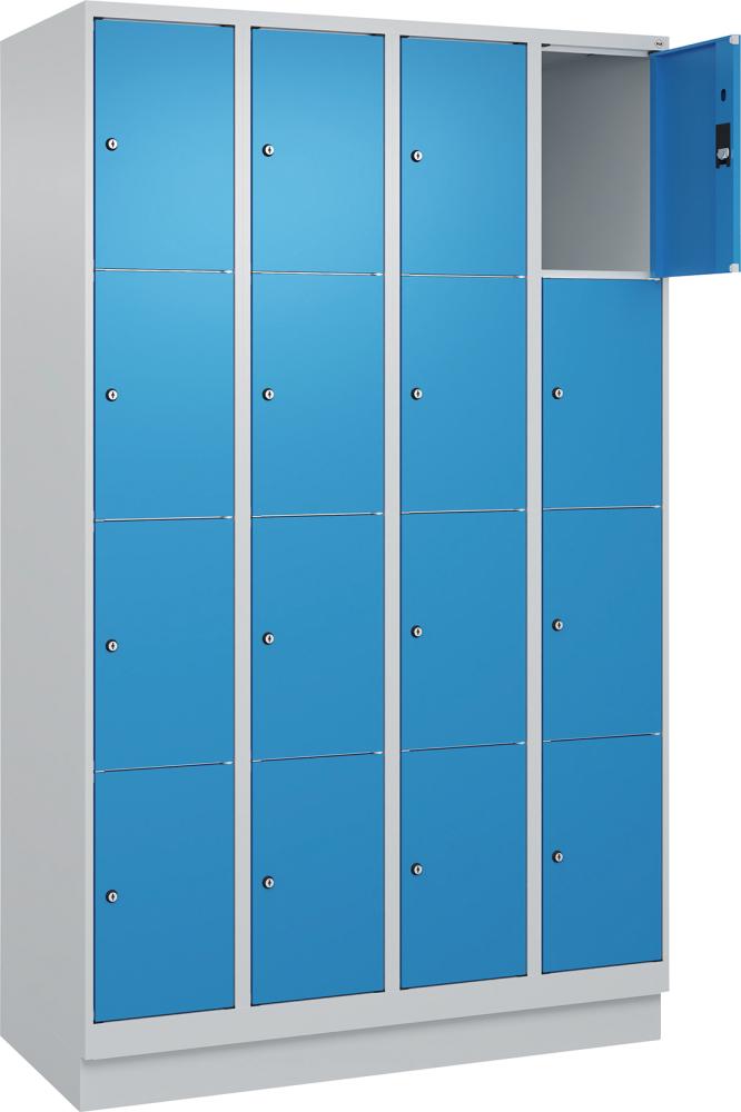Fächerschrank CLASSIC B1200xT500xH1950 mm RAL 7035/5012, 4x4 Fächermit 100 mm hohem Sockel