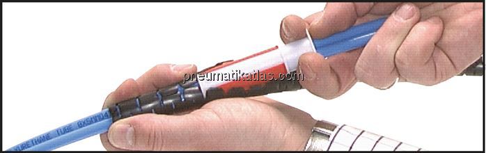 Anwendungsbeispiel: ...Werkzeug in Schlauch einfüh