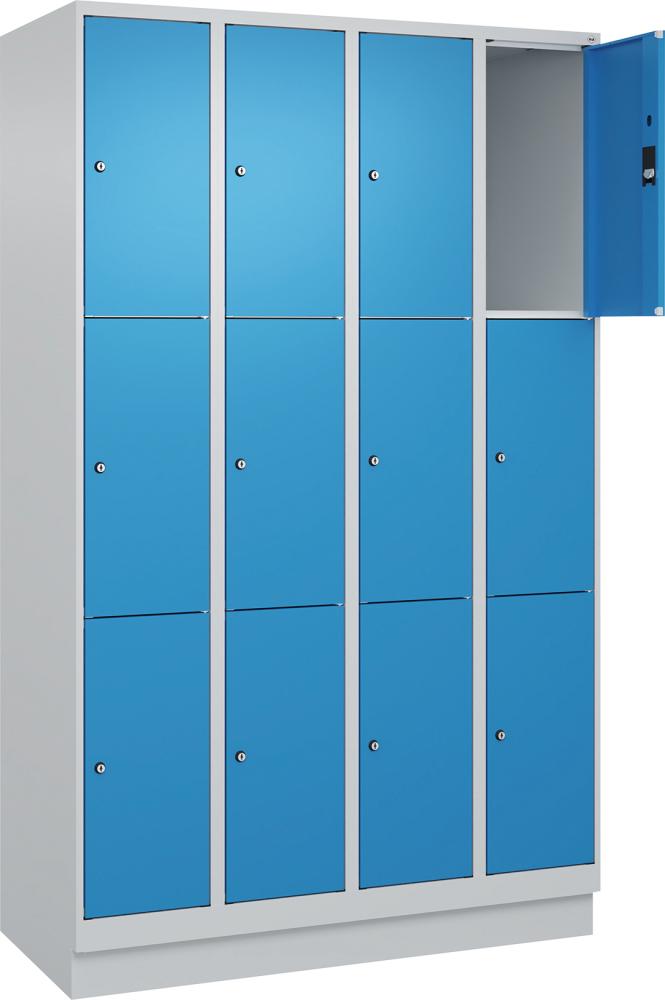 Fächerschrank CLASSIC B1200xT500xH1950 mm RAL 7035/5012, 4x3 Fächermit 100 mm hohem Sockel