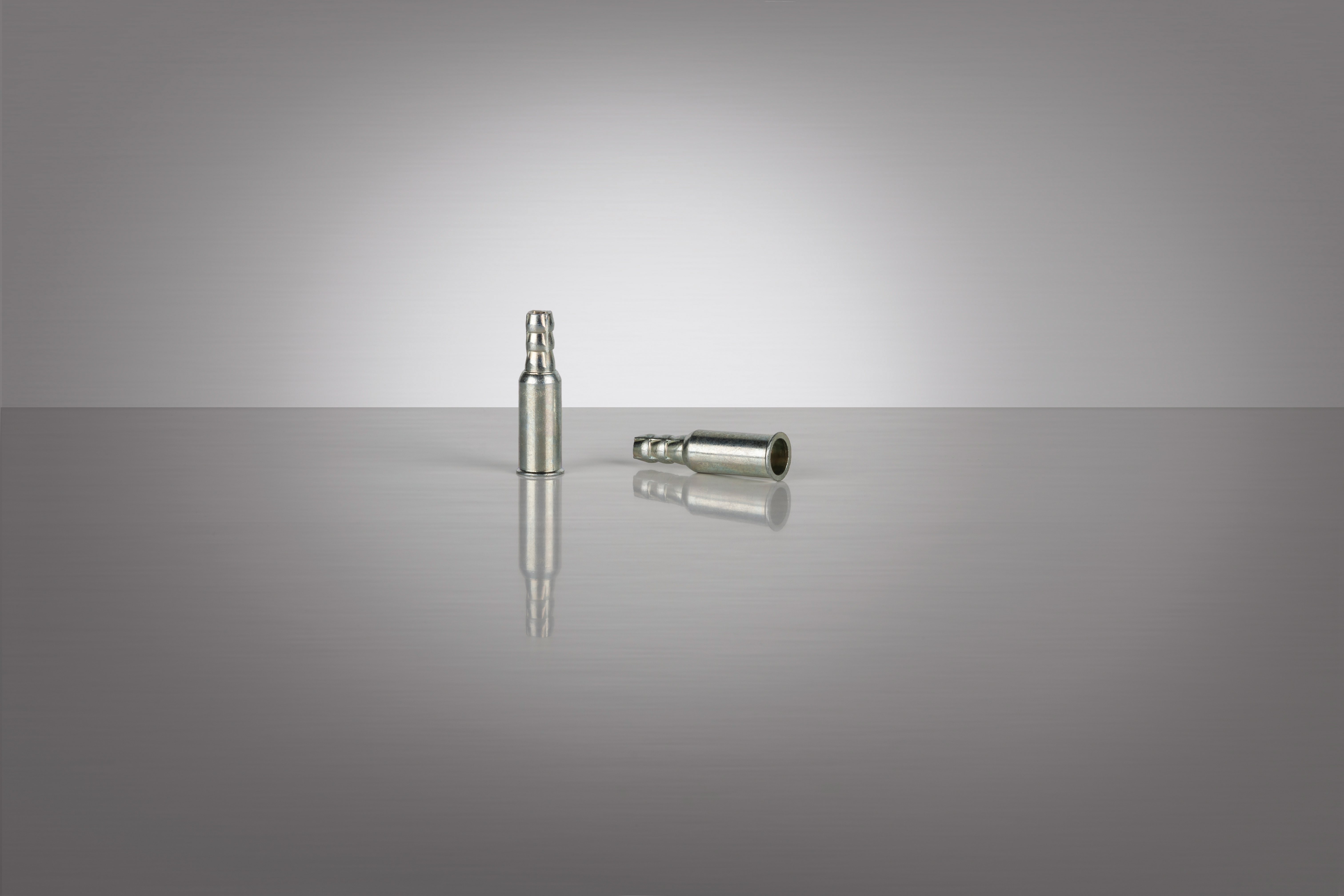 Blindnietmuttern Stahl Kleinkopf M5 x 7 x 26 mit Schlauchanschluss