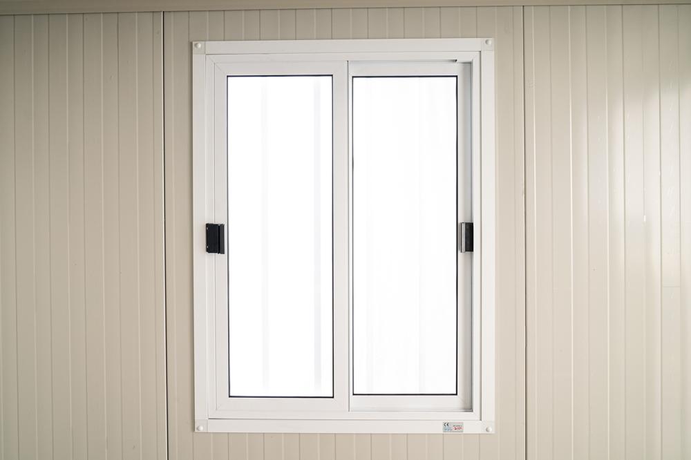 Fenster inkl. Gitter, Aluweißes Schiebefenster 760x1020mm (Aufpreis) Kein Separatversand